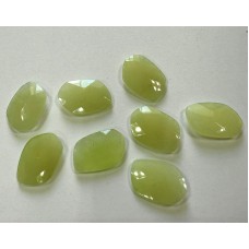 Giada verde flat da 76.8ct -23pz